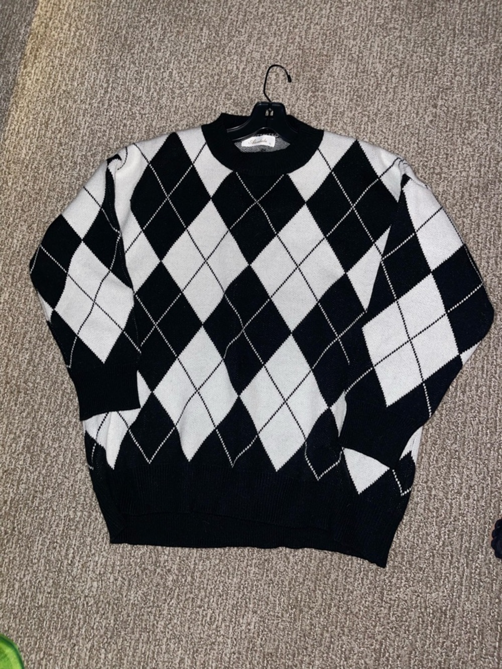Source Unknown Black & White Argyle Crewneck Sweater